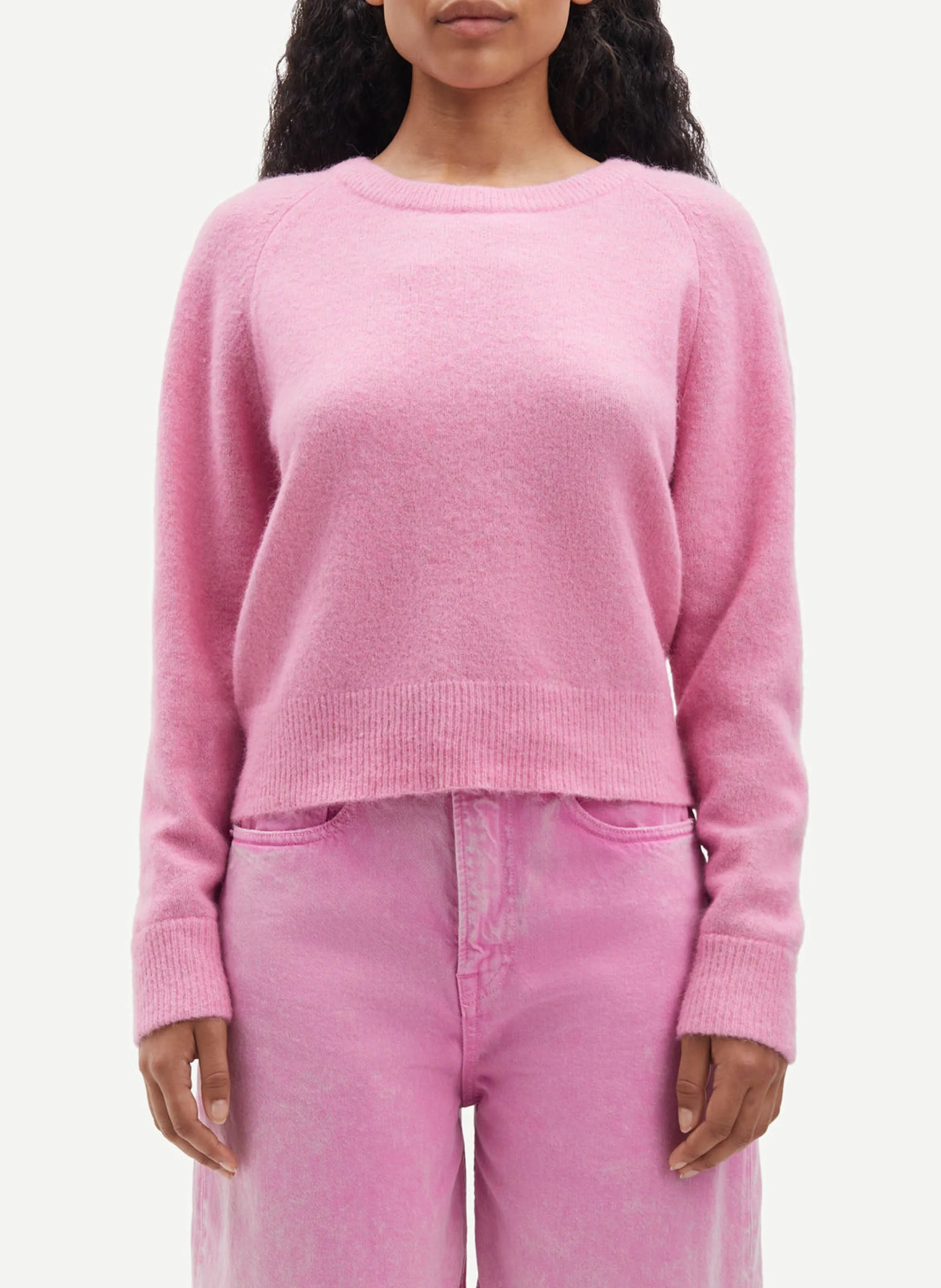 Jersey de mezcla de lana con cuello redondo en rosa
